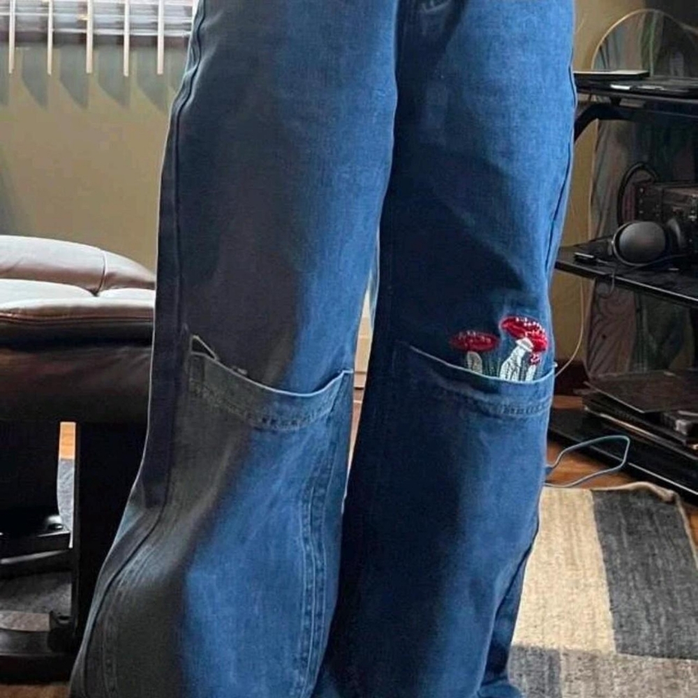 mushroom embroidery knee pocket denim jeans